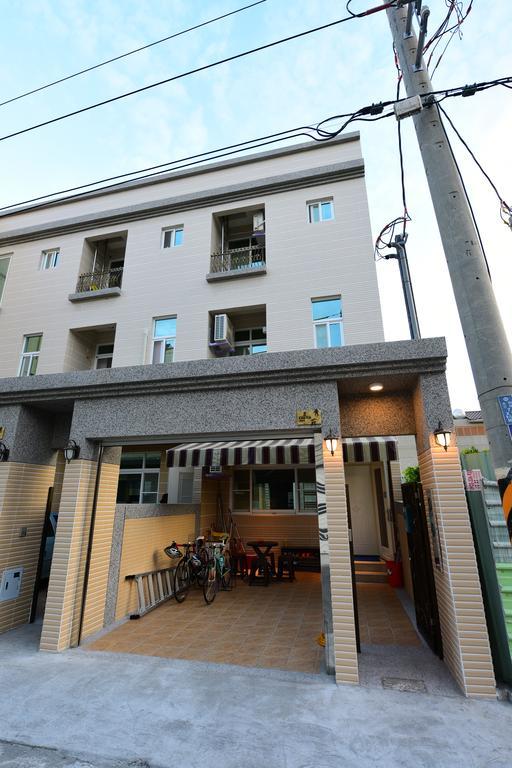 K2 Hostel T'ai-tung Extérieur photo