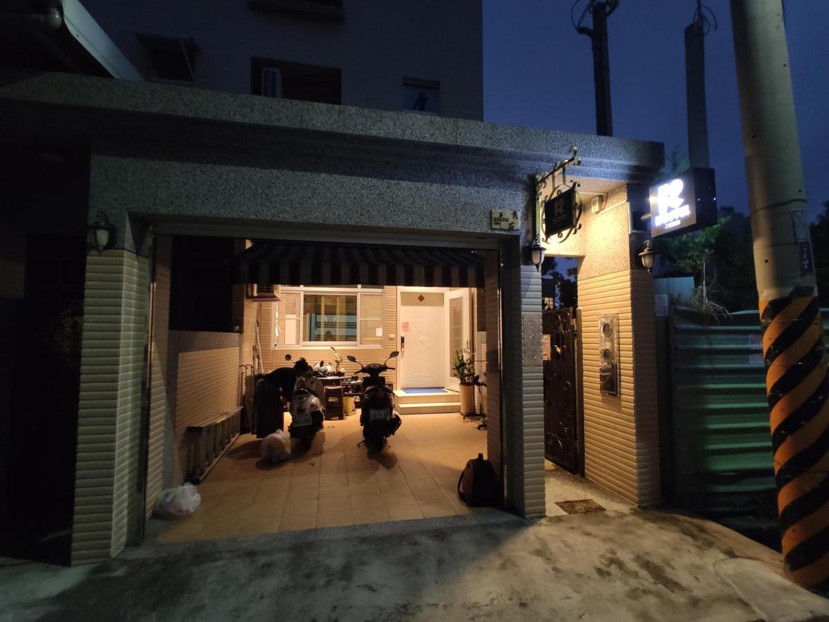 K2 Hostel T'ai-tung Extérieur photo